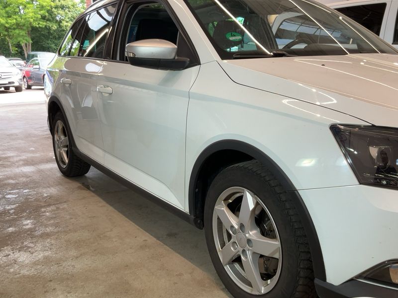 Skoda Fabia 1.2 TSI Style 2016 – снимка 12