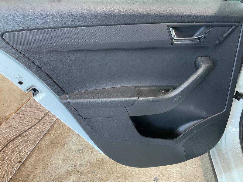 Skoda Fabia 1.2 TSI Style 2016 – снимка 31