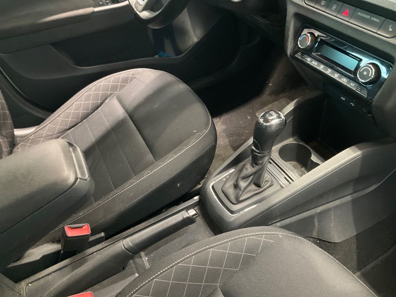 Skoda Fabia 1.2 TSI Style 2016 – снимка 29