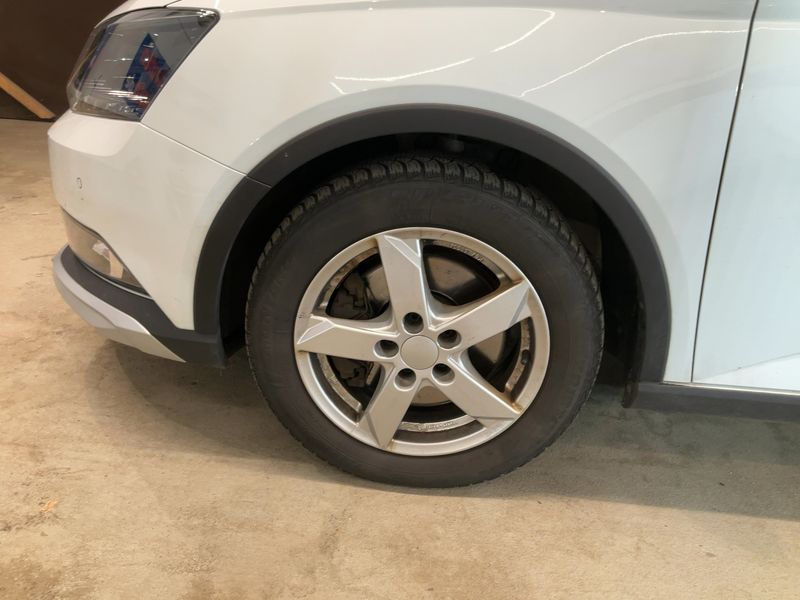 Skoda Fabia 1.2 TSI Style 2016 – снимка 3