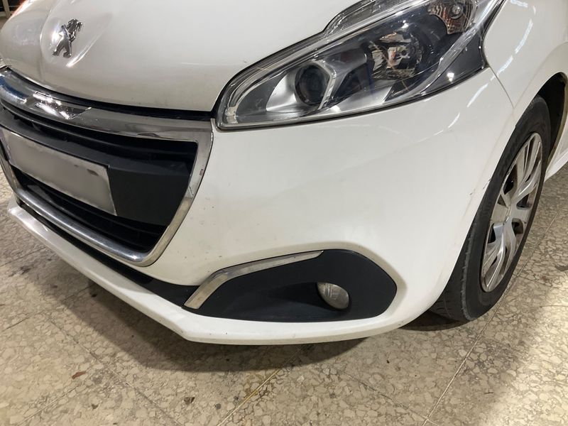 Peugeot 208 1.6 Blue-HDi Active 2017 – снимка 31