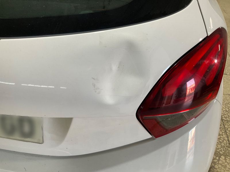 Peugeot 208 1.6 Blue-HDi Active 2017 – снимка 29