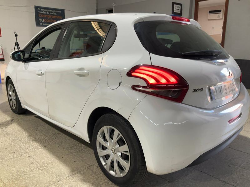 Peugeot 208 1.6 Blue-HDi Active 2017 – снимка 6