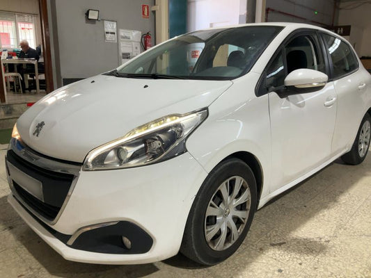 Peugeot 208 1.6 Blue-HDi Active 2017 – снимка 1
