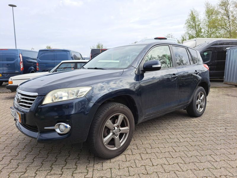 Toyota RAV 4 2.0 Executive 2014 – снимка 2