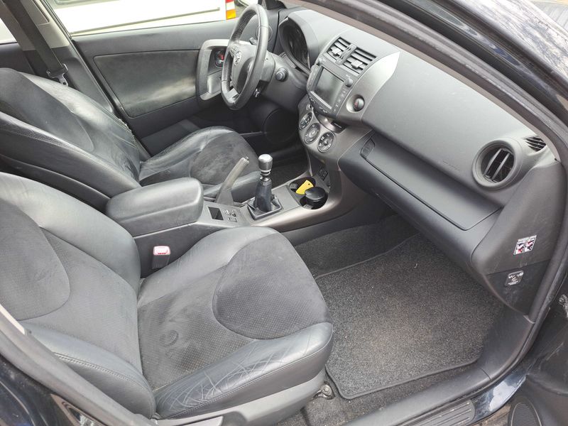 Toyota RAV 4 2.0 Executive 2014 – снимка 10