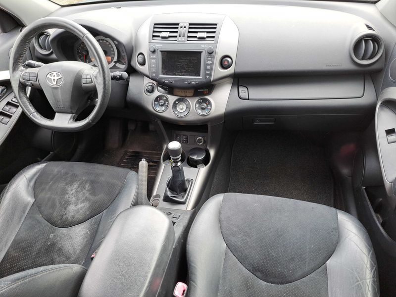 Toyota RAV 4 2.0 Executive 2014 – снимка 11