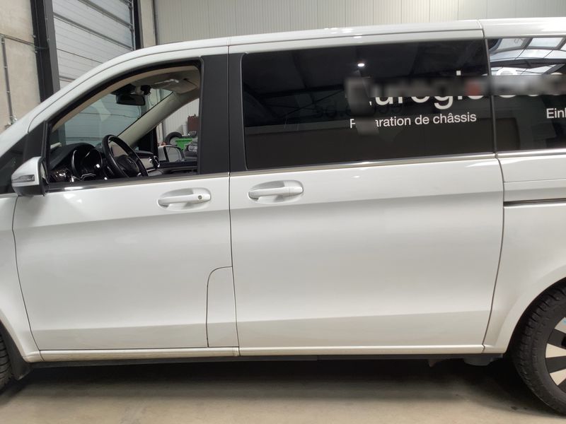 Mercedes-Benz V-Klasse V 250 d 4MATIC AVANTGARDE lang 2022 – снимка 4