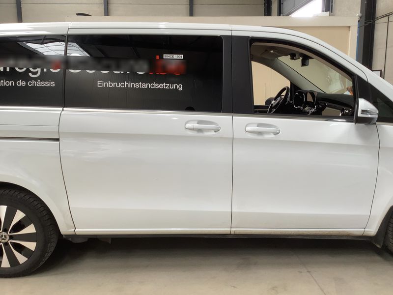 Mercedes-Benz V-Klasse V 250 d 4MATIC AVANTGARDE lang 2022 – снимка 10