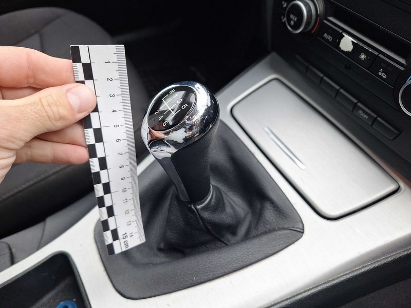 BMW 3er 320d EfficientDynamics Premiere 2011 – снимка 34
