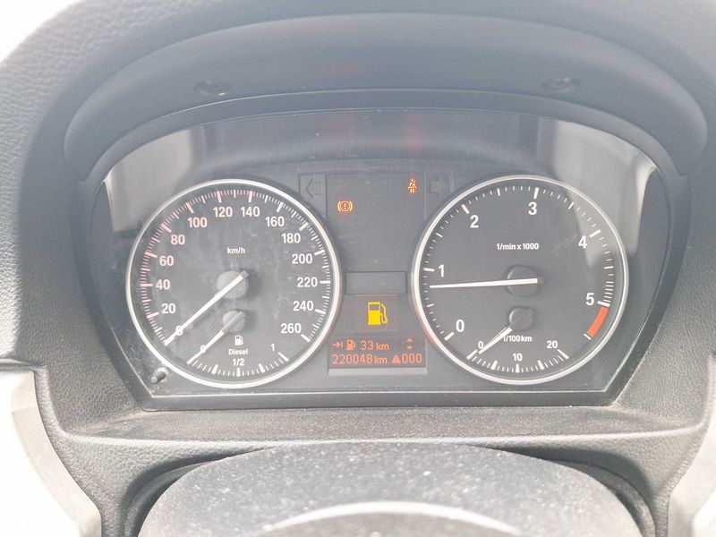 BMW 3er 320d EfficientDynamics Premiere 2011 – снимка 12