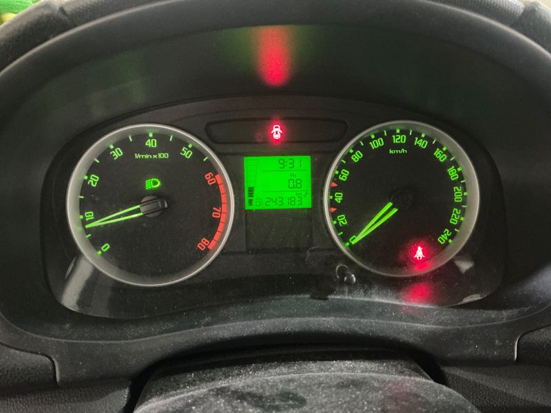Skoda Fabia 1.4 Sport 2008 – снимка 4