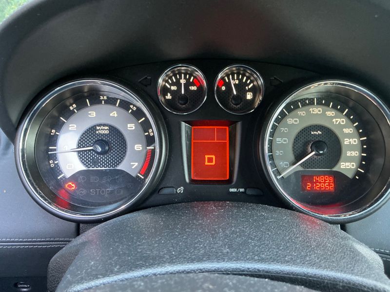 Peugeot RCZ 1.6 THP Basis 2010 – снимка 4