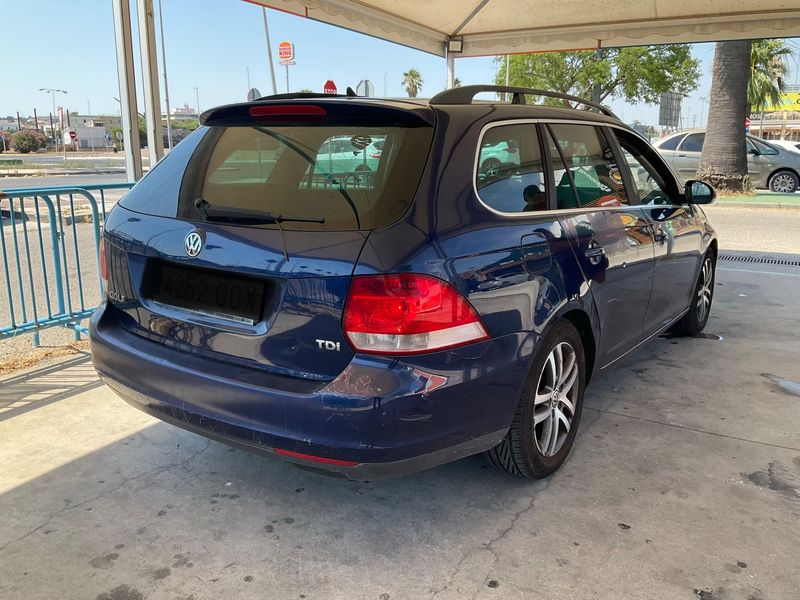 Volkswagen Golf V 1.9 TDI Advance 2008 – снимка 2