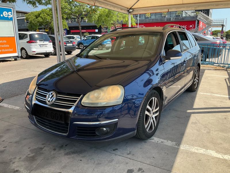 Volkswagen Golf V 1.9 TDI Advance 2008 – снимка 1