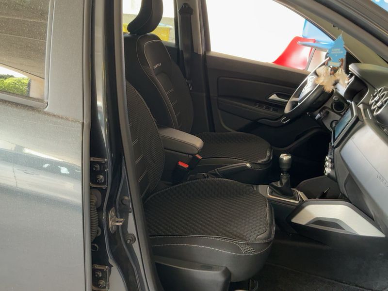 Dacia Duster 1.5 Blue dCi Prestige 2021 – снимка 16