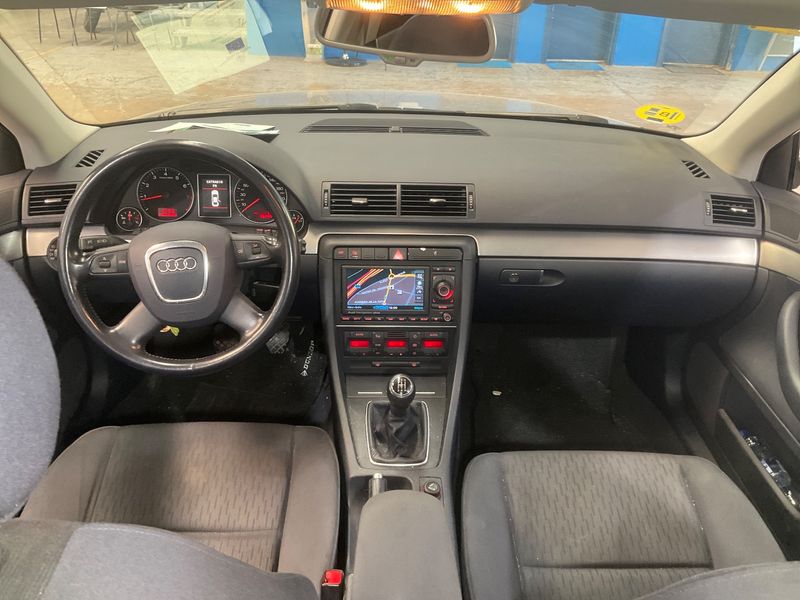 Audi A4 2.0 2005 – снимка 17