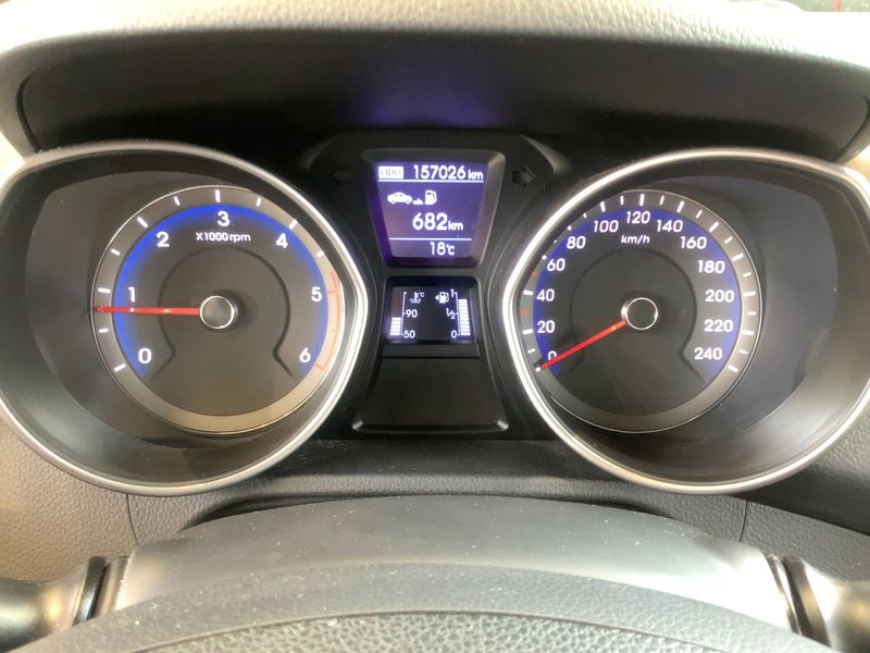 Hyundai i30 1.6 CRDi Style 2014 – снимка 18