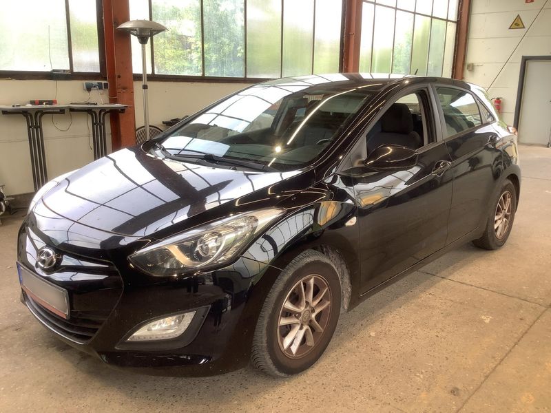 Hyundai i30 1.6 CRDi Style 2014 – снимка 1