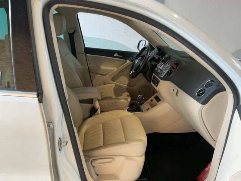 Volkswagen Tiguan 2.0 TSI Sport & Style 4Motion 2014 – снимка 16
