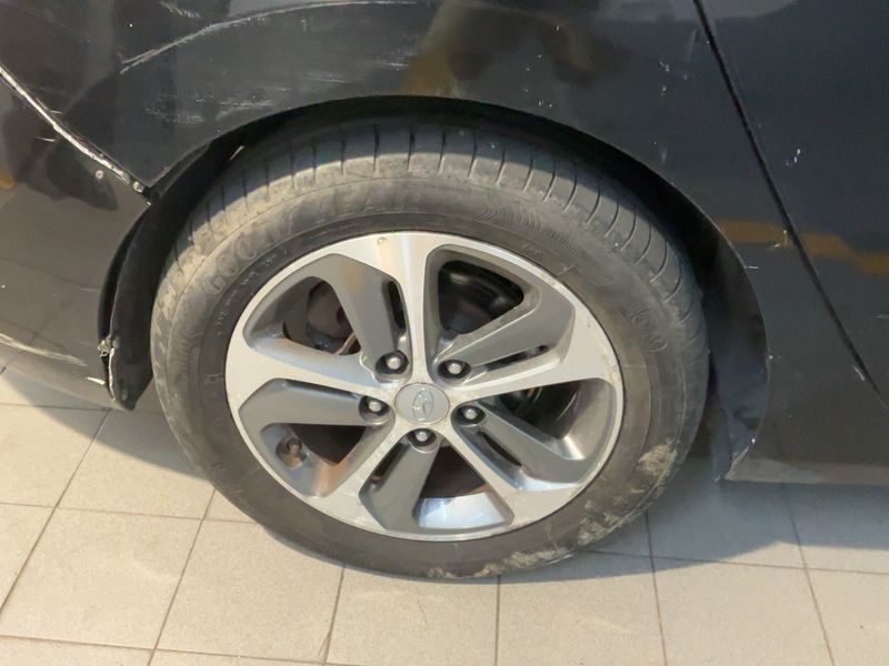 Hyundai i30 1.6 CRDi Go! 2016 – снимка 9