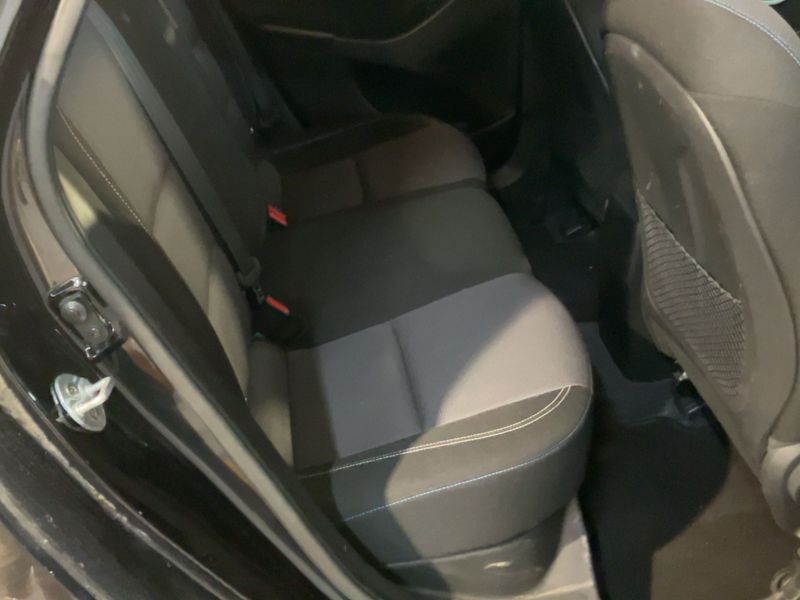 Hyundai i30 1.6 CRDi Go! 2016 – снимка 19