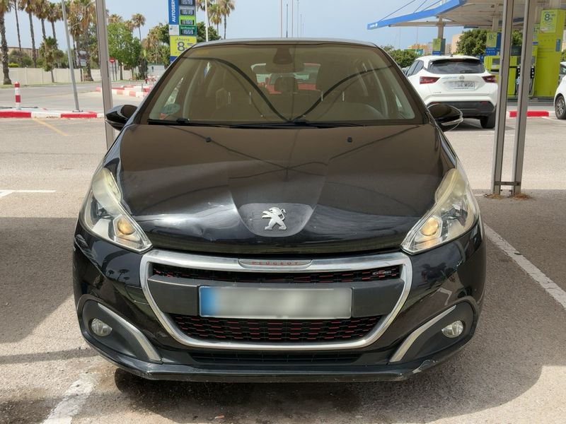 Peugeot 208 1.6 Blue-HDi GT Line 2016 – снимка 14