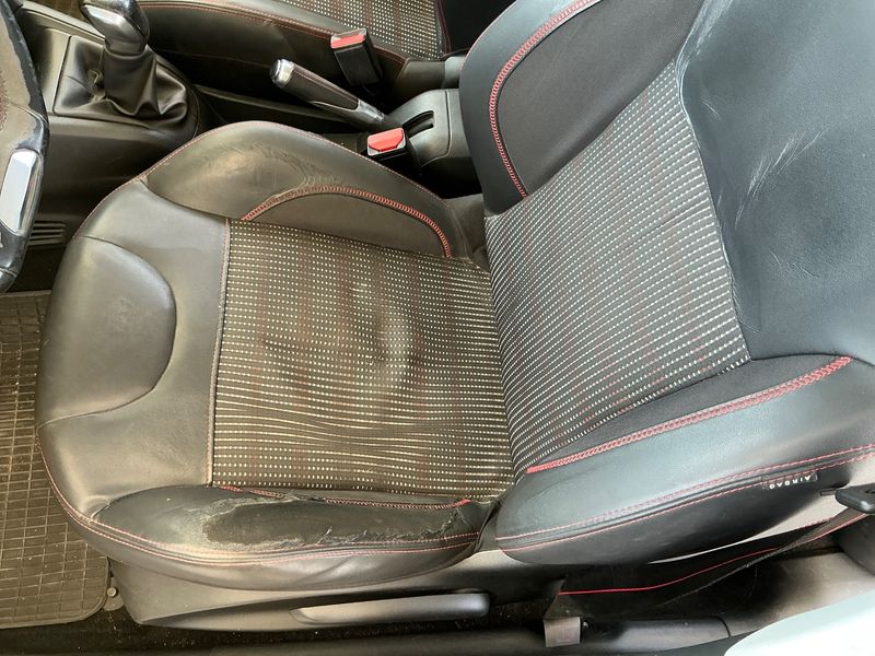 Peugeot 208 1.6 Blue-HDi GT Line 2016 – снимка 27