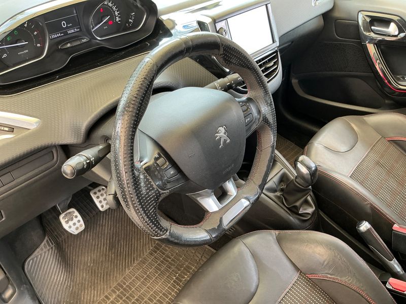 Peugeot 208 1.6 Blue-HDi GT Line 2016 – снимка 25