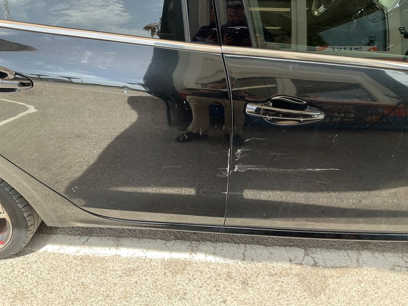 Peugeot 208 1.6 Blue-HDi GT Line 2016 – снимка 23