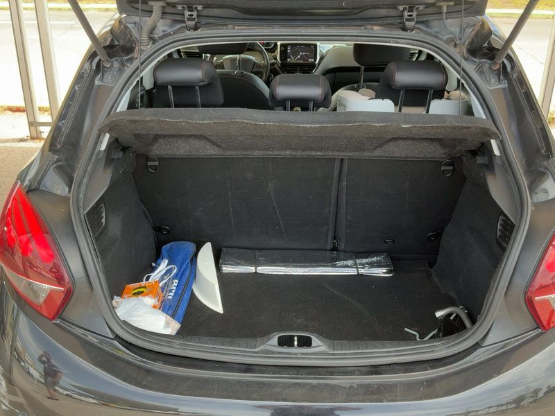 Peugeot 208 1.6 Blue-HDi GT Line 2016 – снимка 15
