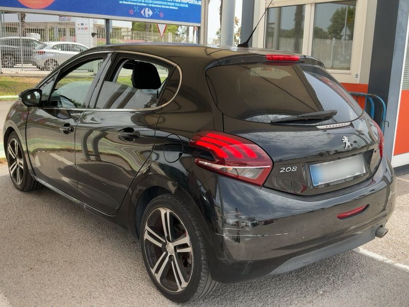 Peugeot 208 1.6 Blue-HDi GT Line 2016 – снимка 6