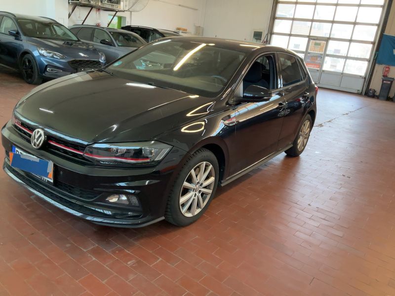 Volkswagen Polo 2.0 TSI GTI 2020 – снимка 2