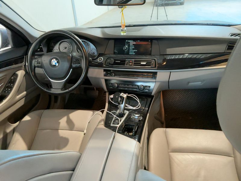 BMW 5er 530i 2013 – снимка 17