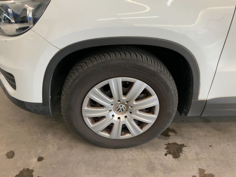 Volkswagen Tiguan 1.4 TSI Trend & Fun BlueMotion Tech 2013 – снимка 3