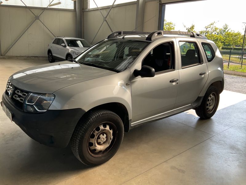 Dacia Duster 1.2 TCe Ambiance 4x2 2014 – снимка 1
