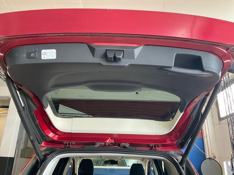 Ford Kuga 1.5 EcoBoost Titanium 2018 – снимка 33