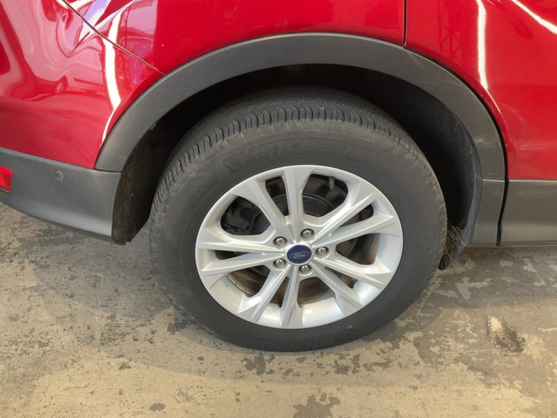 Ford Kuga 1.5 EcoBoost Titanium 2018 – снимка 9