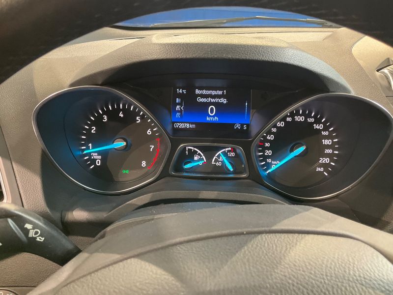 Ford Kuga 1.5 EcoBoost Titanium 2018 – снимка 18