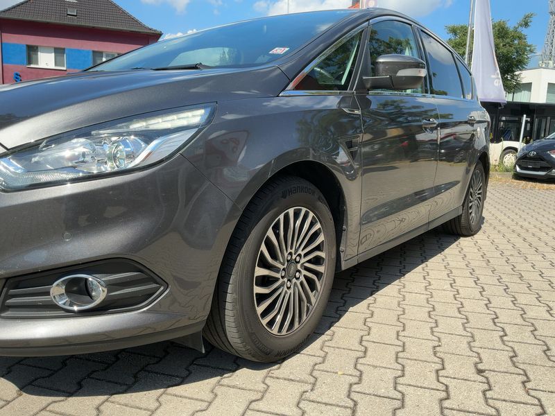Ford S-Max 2.0 TDCi EcoBlue Titanium Business 2019 – снимка 2