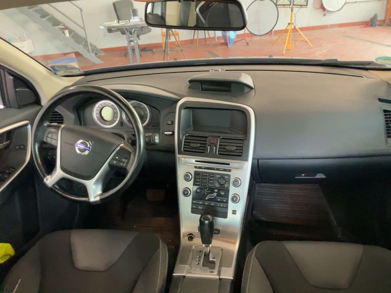 Volvo XC60 2.4 D5 Momentum AWD 2009 – снимка 17
