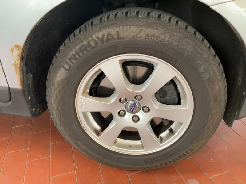 Volvo XC60 2.4 D5 Momentum AWD 2009 – снимка 11