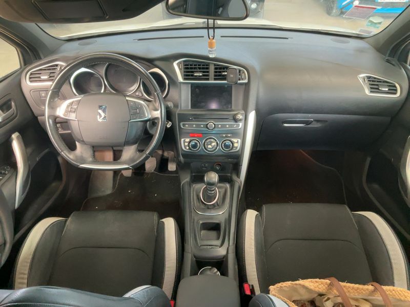 Citroen DS4 1.6 Blue-HDi SoChic 2015 – снимка 17