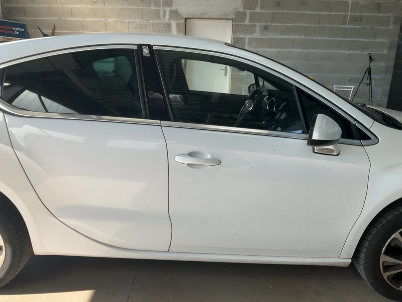 Citroen DS4 1.6 Blue-HDi SoChic 2015 – снимка 10