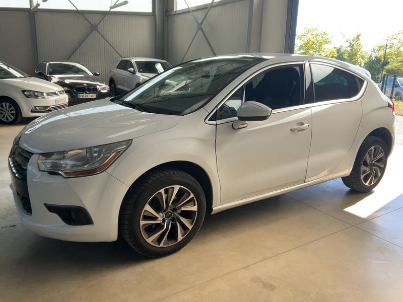 Citroen DS4 1.6 Blue-HDi SoChic 2015 – снимка 2