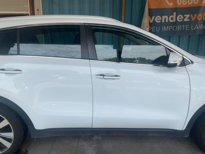 Kia Sportage 1.7 CRDi Premium 2WD 2016 – снимка 10