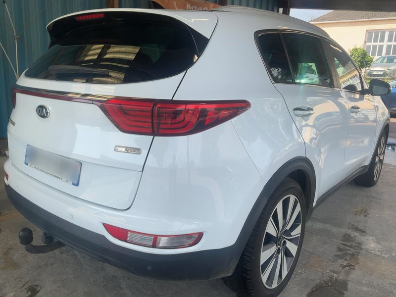 Kia Sportage 1.7 CRDi Premium 2WD 2016 – снимка 8