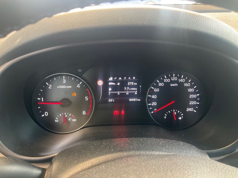 Kia Sportage 1.7 CRDi Premium 2WD 2016 – снимка 18