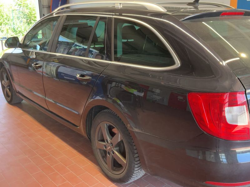 Skoda Superb 2.0 TSI Ambition 2012 – снимка 6