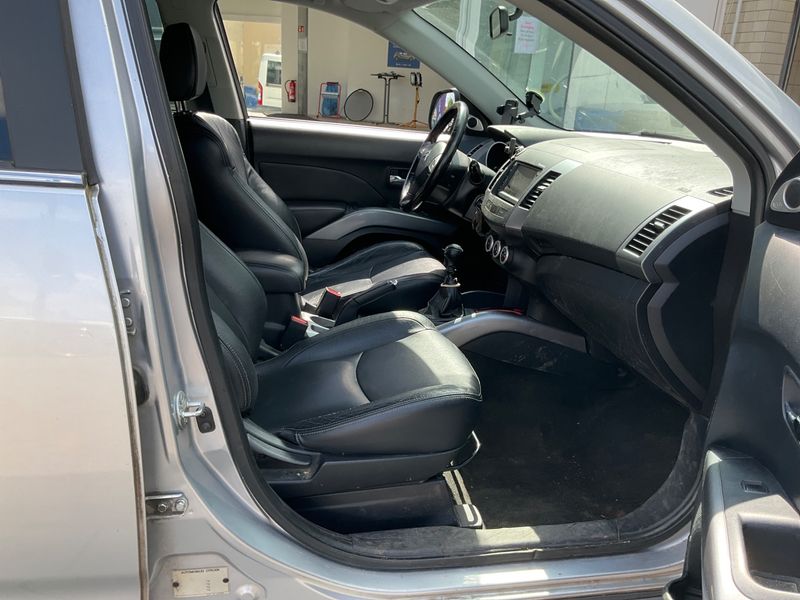 Citroen C-Crosser 2.2 HDi Exclusive 2008 – снимка 3
